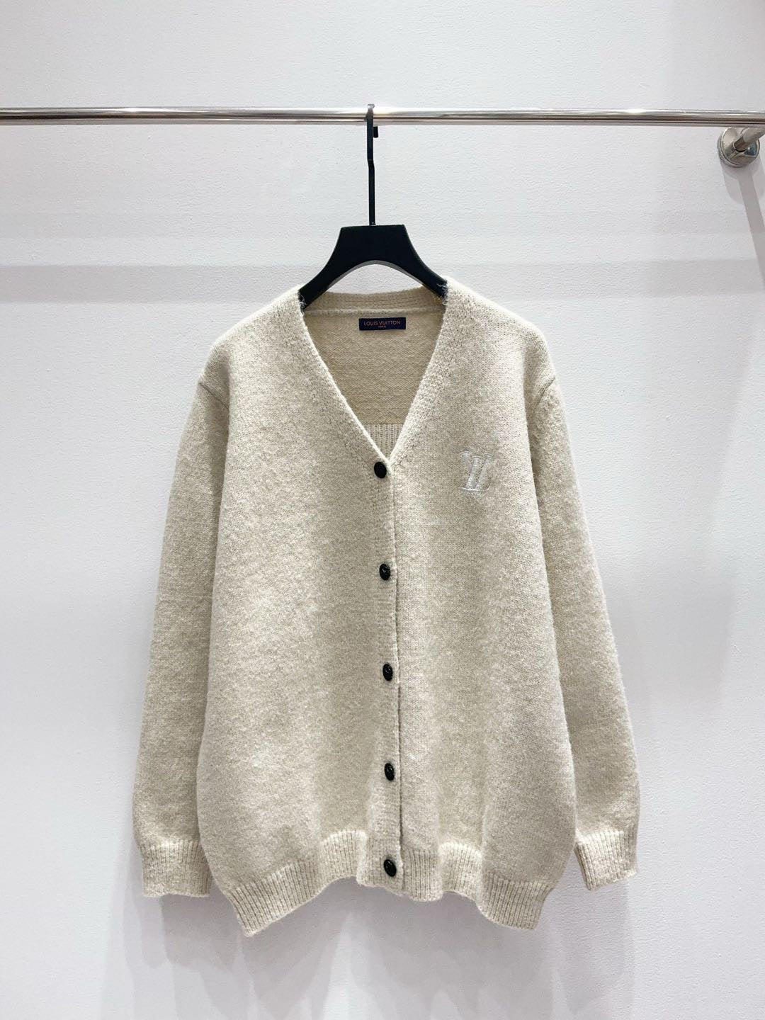 LV 26FW V-Neck Button-Up Cardigan Handwritten Jacquard Pattern Sheep Wool 441729