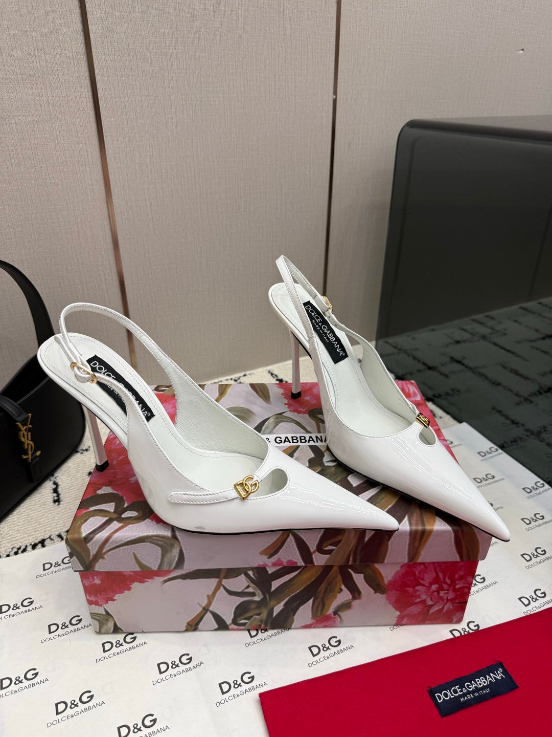 DG 26FW Logo Slingback Pumps 10cm Patent Leather 179861