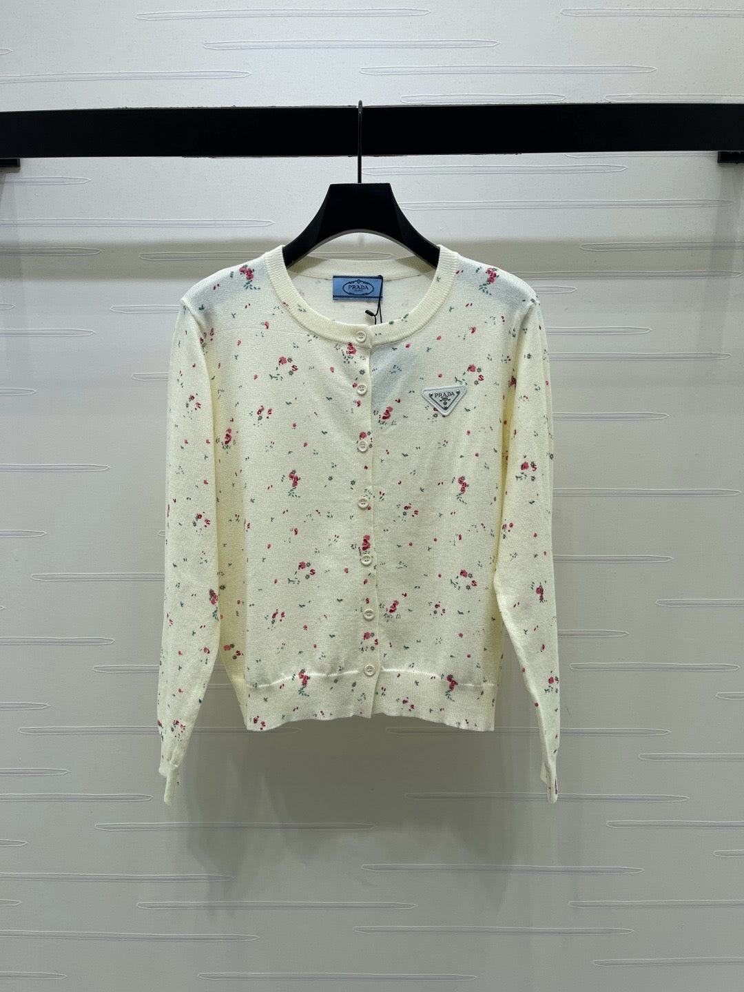 Prada 26s Red Floral Pattern Knitted Cardigan Wool