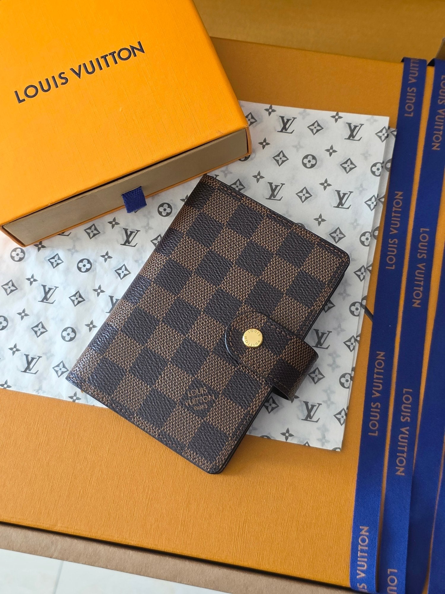 LV Small Ring Agenda Cover Monogram Canvas
