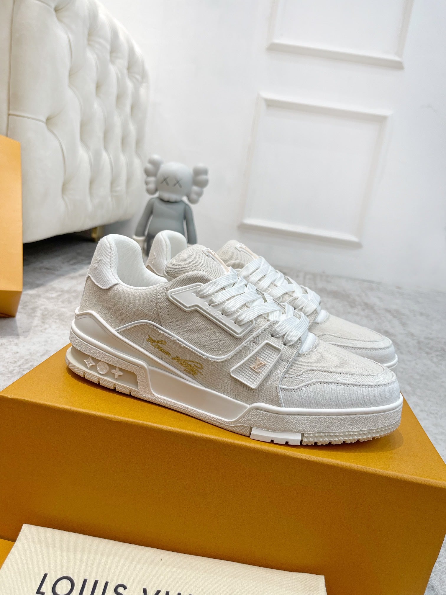 LV 26s Trainer Sneaker Monogram-embossed Calskin 988742