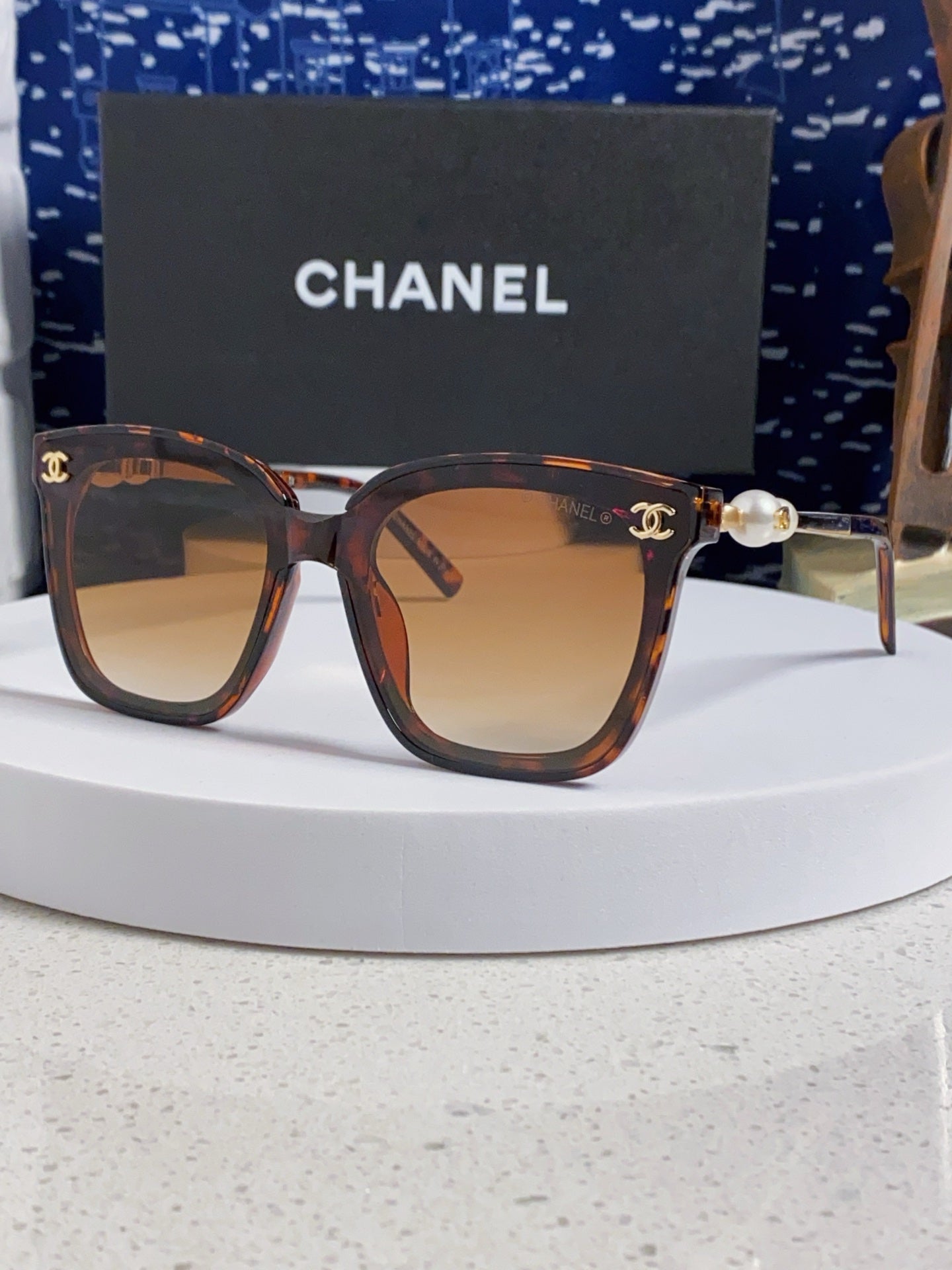 CC Sunglasses 429555