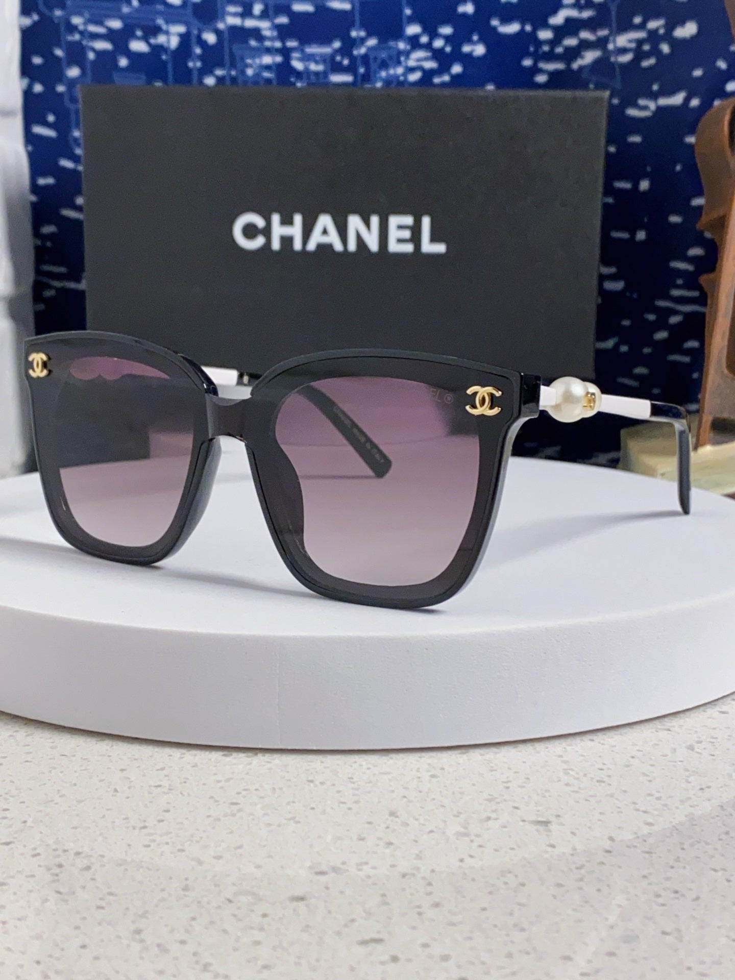 CC Sunglasses 429555