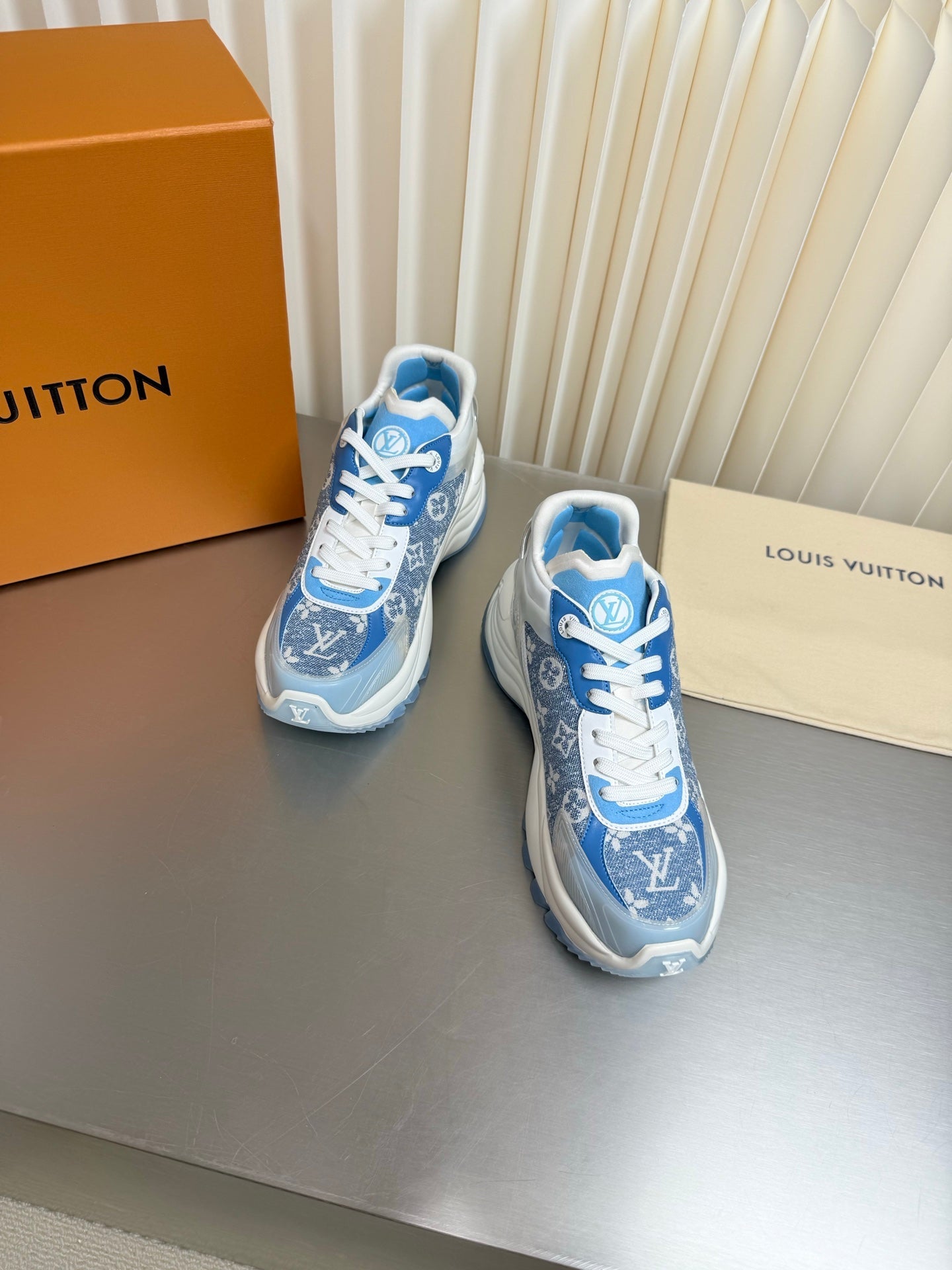 LV 26s Run 55 Sneaker Monogram Denim Laces 989216
