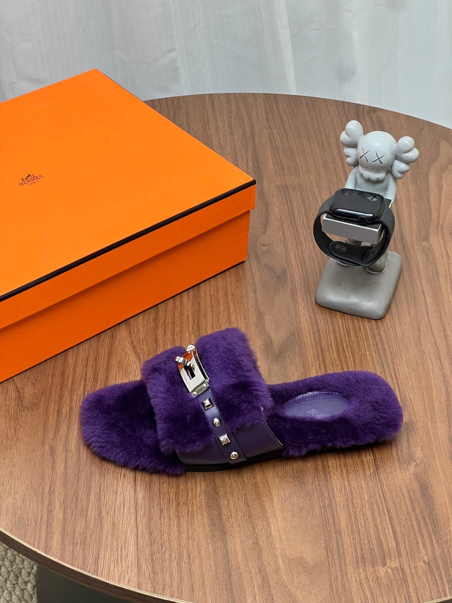 HM 26s Frenzy Mules 0.5cm Studded Shearling 177997