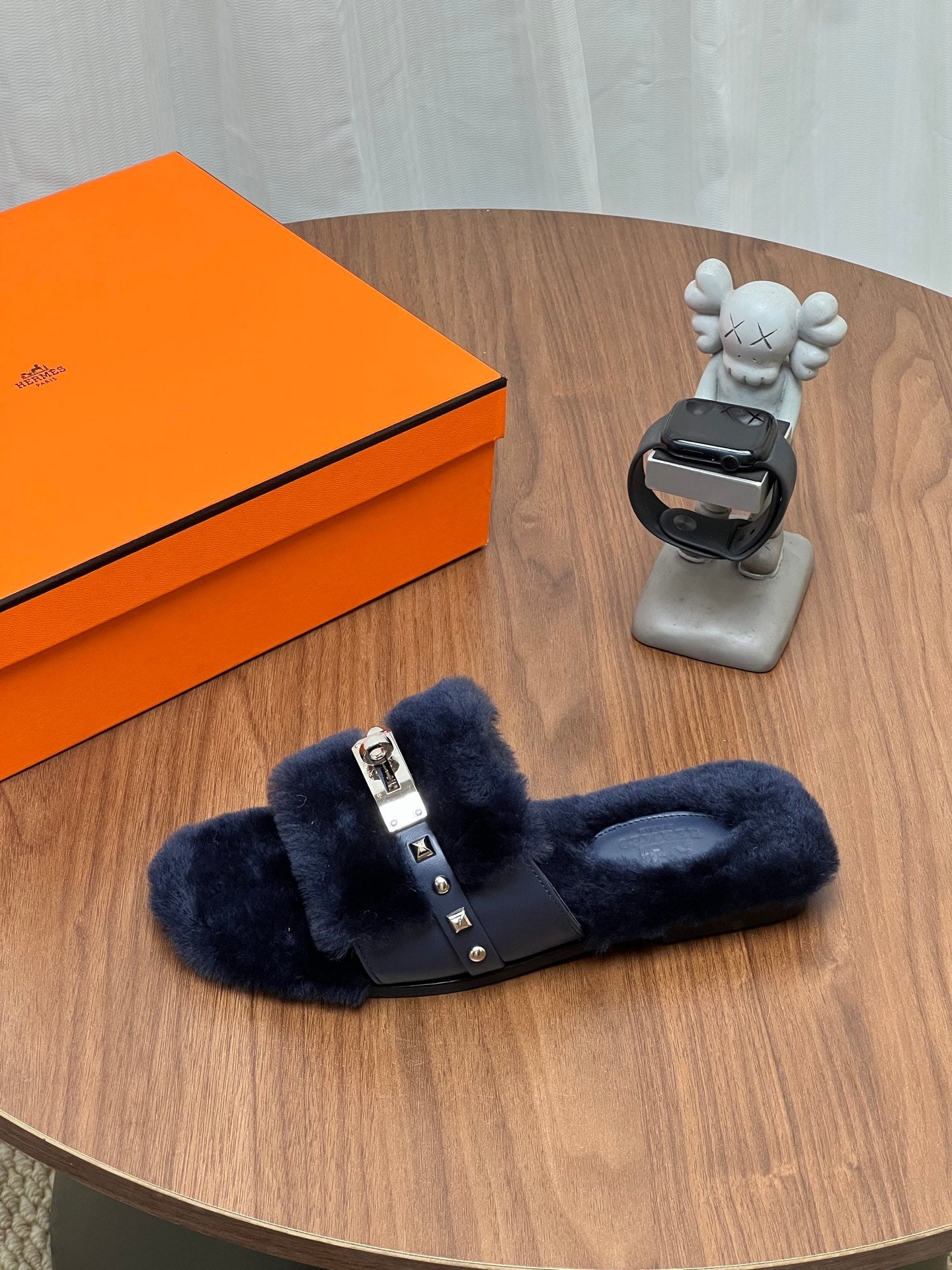 HM 26s Frenzy Mules 0.5cm Studded Shearling 177997