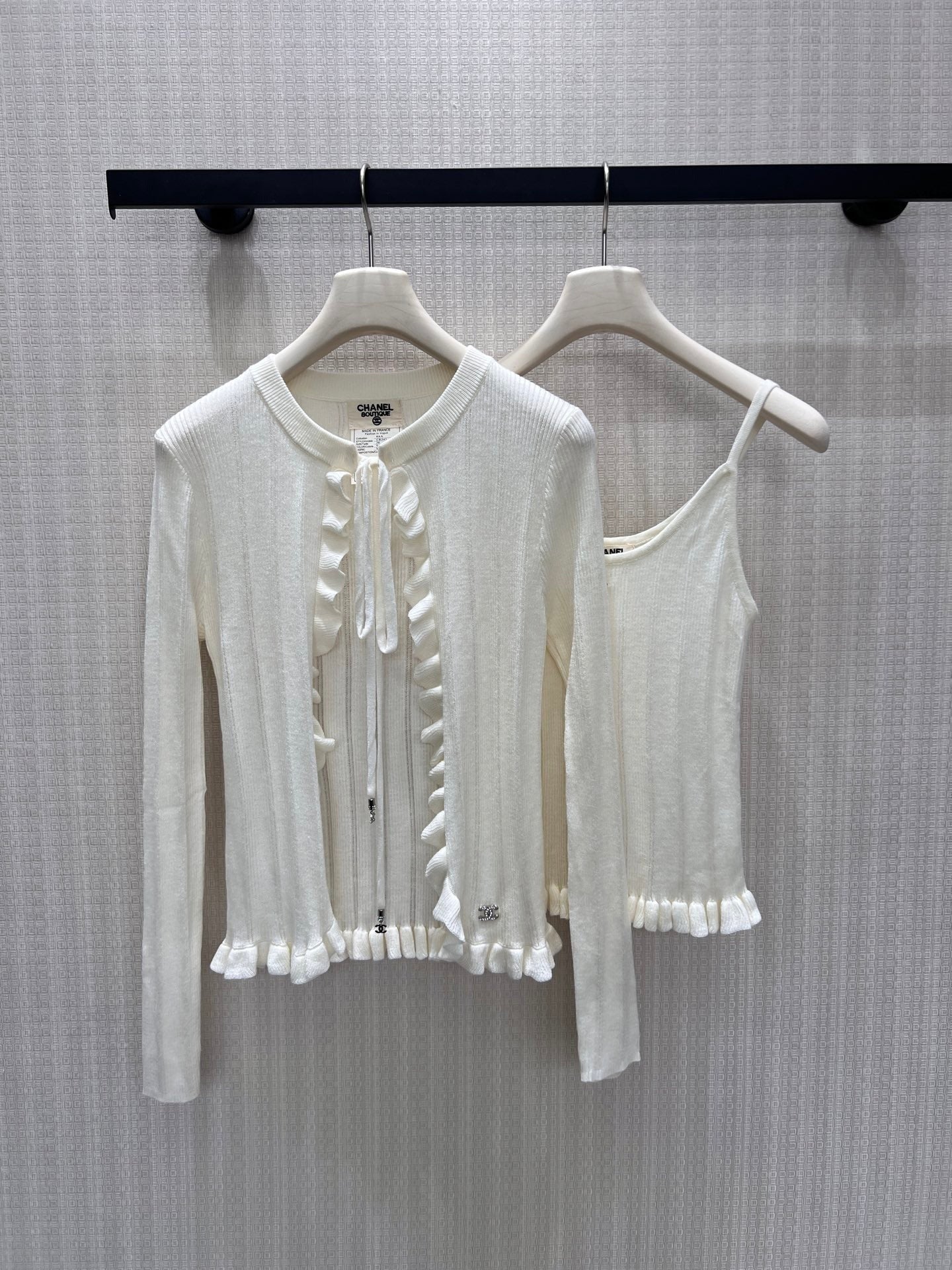 Chanel 2026 Two-piece Knit Set With Ruffled Details Cashmere 827627