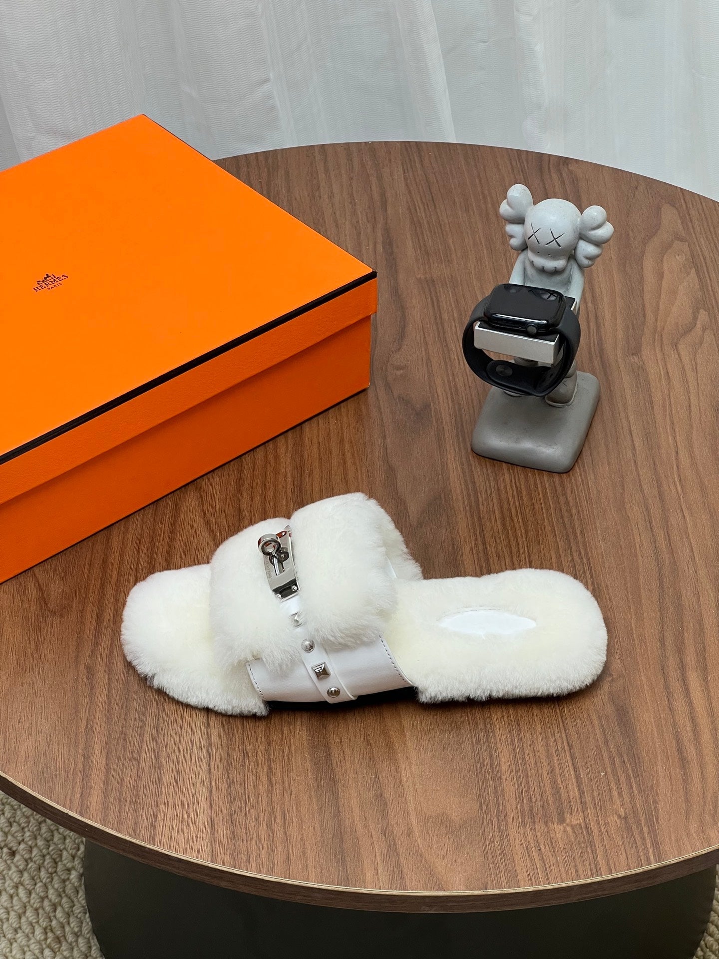 HM 26s Frenzy Mules 0.5cm Studded Shearling 177997