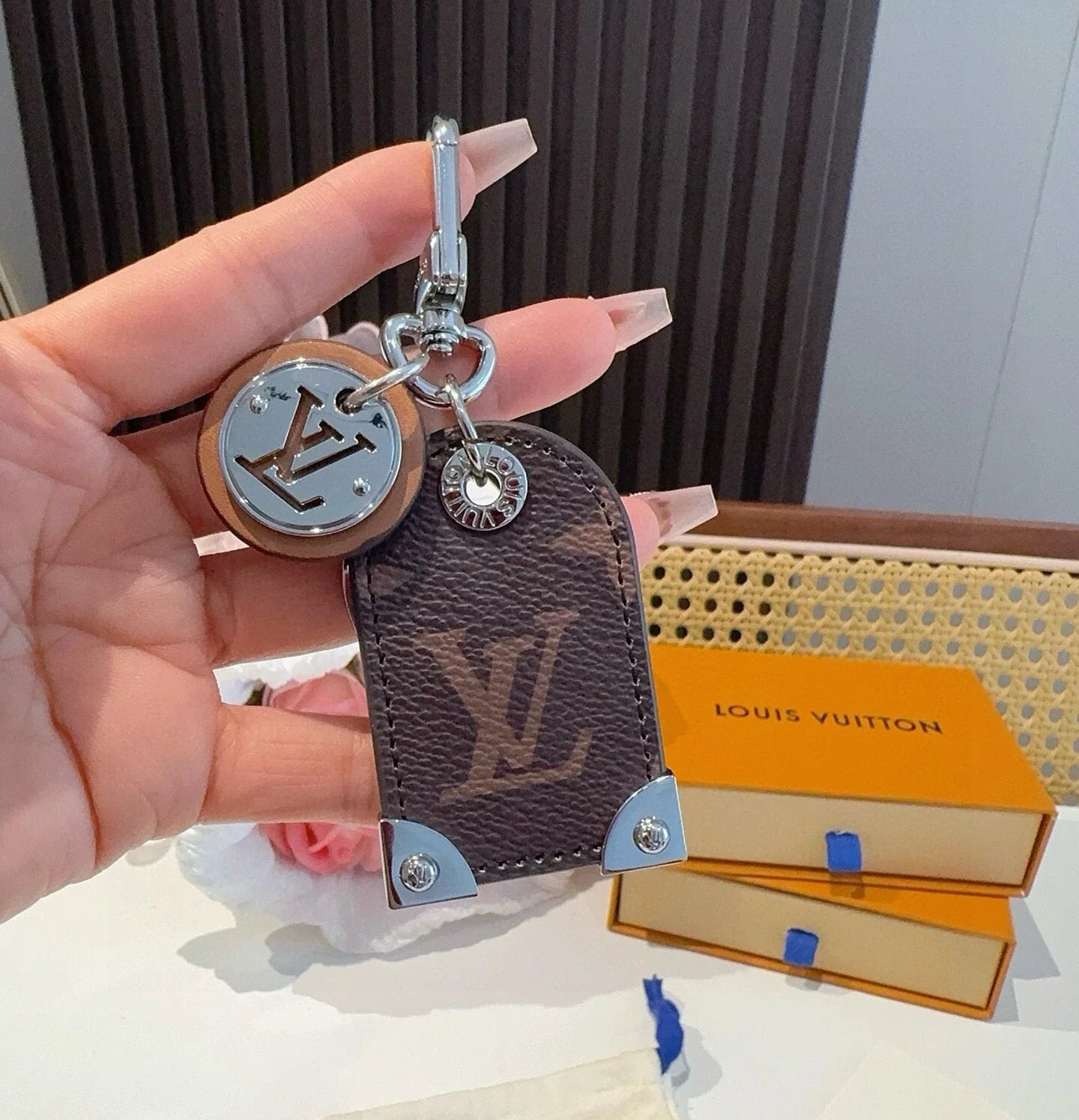 LV Travel Tag Charm 415617