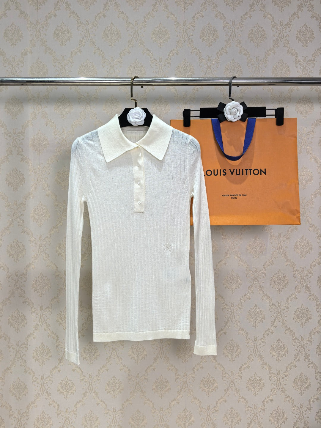 LV 26s Collared Slim-Fit Thin Long-Sleeved Shirt Wool 424806